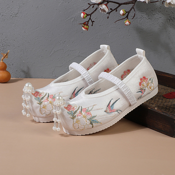 Pantofi din textile pentru copii, partea superioară din satin, căptușeală și branț din bumbac, talpă TPR, închidere cu bandă elastică, stil Național