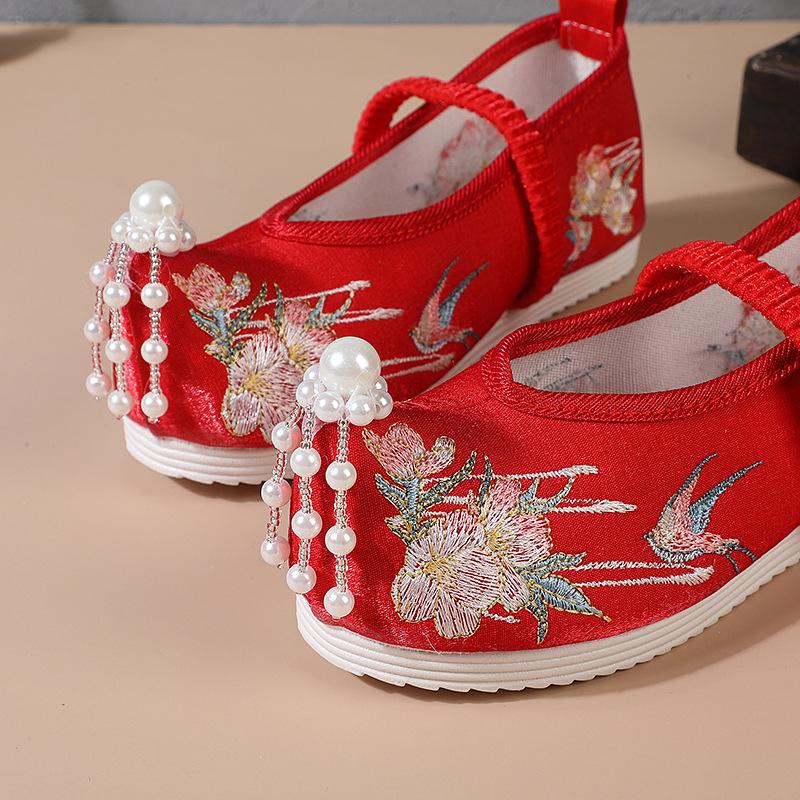 Pantofi din textile pentru copii, partea superioară din satin, căptușeală și branț din bumbac, talpă TPR, închidere cu bandă elastică, stil Național
