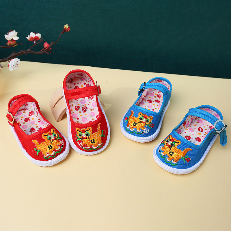 Tiger-head motívumú gyerekcipő, uniszex, 1–3 évesek, vászon felsőrész és talp, csat-zár, légáteresztő, könnyű, csúszásmentes