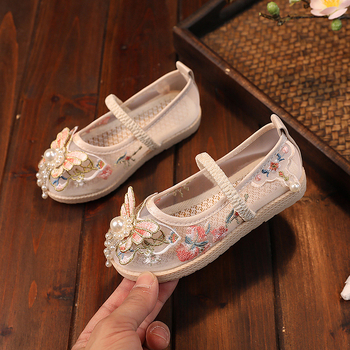 Lányok nyári hálós hímzett cipő, nemzeti szél-stílusban; felsőrész: háló; belső: háló; talpbetét: textile; 1–12 éveseknek