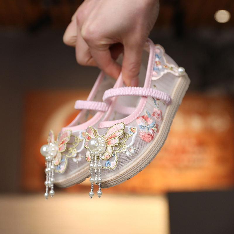 Lányok nyári hálós hímzett cipő, nemzeti szél-stílusban; felsőrész: háló; belső: háló; talpbetét: textile; 1–12 éveseknek