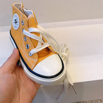 Gyerekeknek való vászon magas szárú sportcipő oldalsó cipzárral, gumírozott talppal, mindennapi uniszex stílus