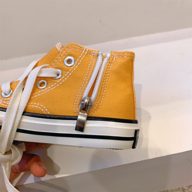 Gyerekeknek való vászon magas szárú sportcipő oldalsó cipzárral, gumírozott talppal, mindennapi uniszex stílus