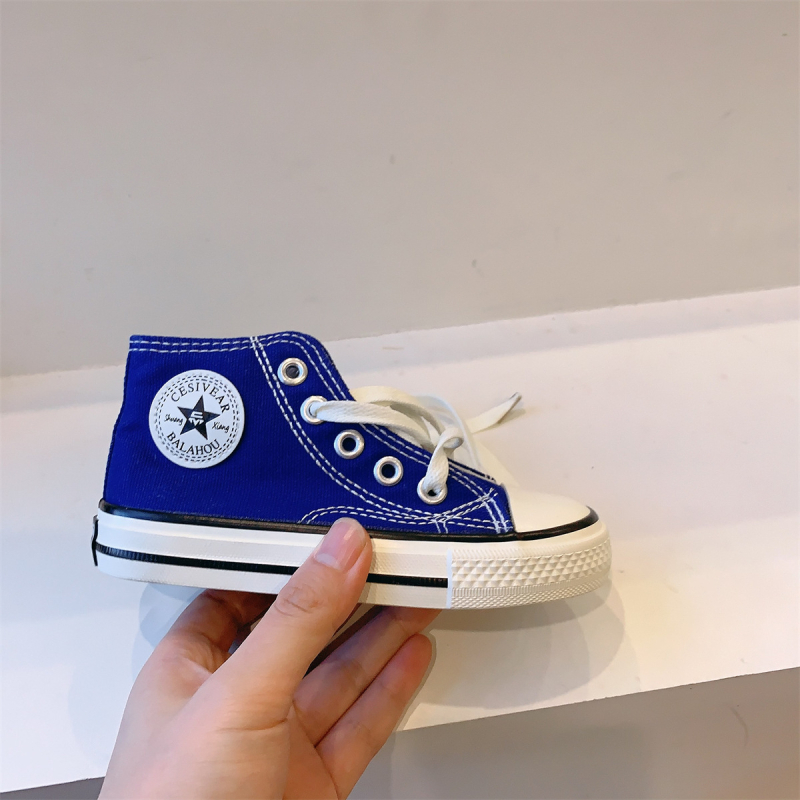 Gyerekeknek való vászon magas szárú sportcipő oldalsó cipzárral, gumírozott talppal, mindennapi uniszex stílus