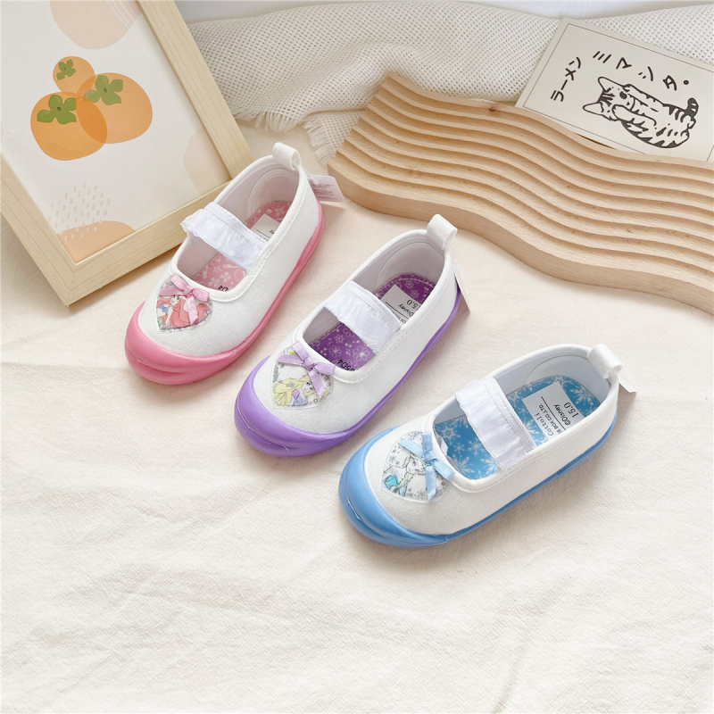 C&D proljetne dječje platnene tenisice s mekanom sole, slip-on za vrtić, s cartoon motivom, 15–19 cm