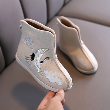 Gyerekek meleg pamut belső papucs Crane hímzéssel, gumitalppal, vastag téli kivitelben, uniszex etnikus Hanfu-stílusban.