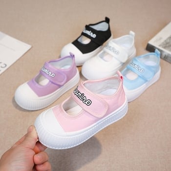 Lányoknak készült vászoncipő – alacsony felsőrész, Velcro-zár, gumírozott talp, lélegző, egységes mintázat