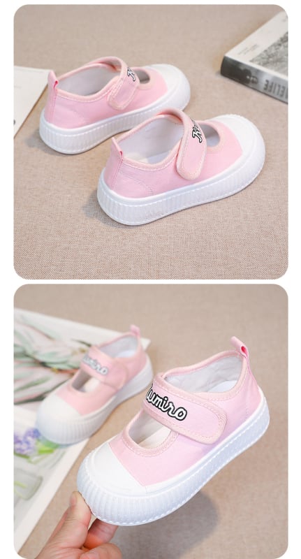 Lányoknak készült vászoncipő – alacsony felsőrész, Velcro-zár, gumírozott talp, lélegző, egységes mintázat