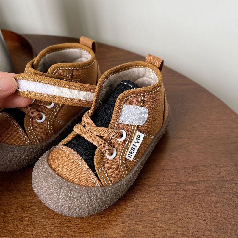 Platnene tenisice za bebe – visok gornji dio, s Velcro zatvaračem, prozračne, za 12–36 mjeseci
