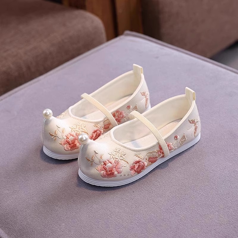 Lányoknak tervezett etno-stílusú hímzett textil cipő, gyerekeknek 4–12 évesek; felsőrész pamut, belső talp textil