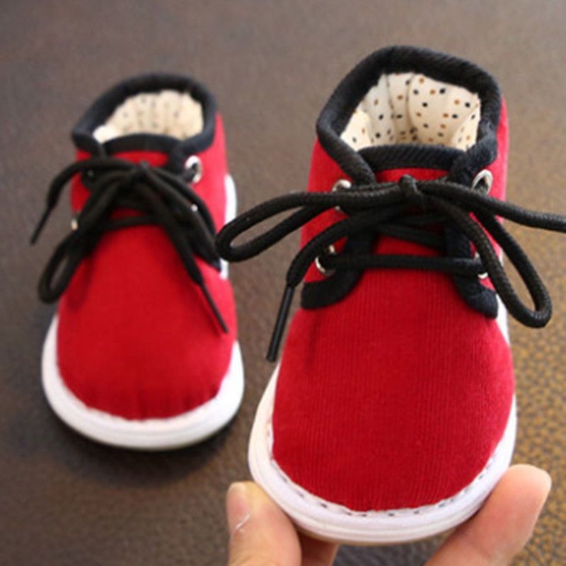 Pantofi de bebeluși cu cap de tigru – din bumbac, cu mai multe straturi, calzi și moi, talpă textilă, pentru copii 1–3 ani, stil chinezesc, toamnă 2024