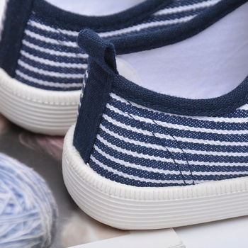 Pantofi pentru copii din pânză, slip-on, cu dungi, talpă PVC, branț EVA, unisex, primăvară-toamnă, vârsta 4–12 ani.