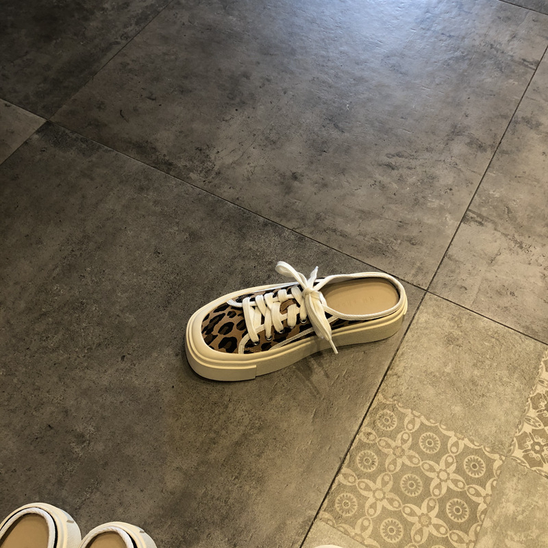 Pantofi slip-on pentru femei din piele sintetică; respirabili; talpă din cauciuc; branț din lână de oaie integrat; stil: Sweet Academy