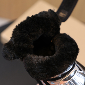 Adidași pentru copii 12–36 luni, cu Velcro, partea superioară din Super Migration Skin, impermeabili, antiderapanti, mențin căldura