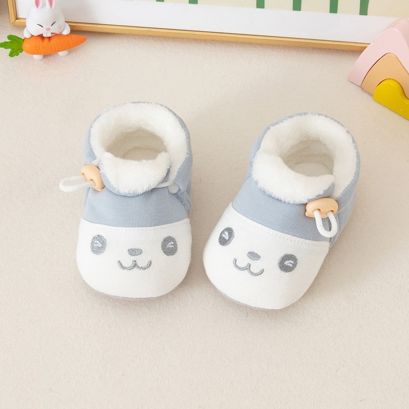 Pantofi de bebe cu talpă moale pentru 6–12 luni, partea superioară din bumbac, căptușeală din flanel, talpă anti-derapantă din pânză, pentru interior, design desen animat toamnă-iarna