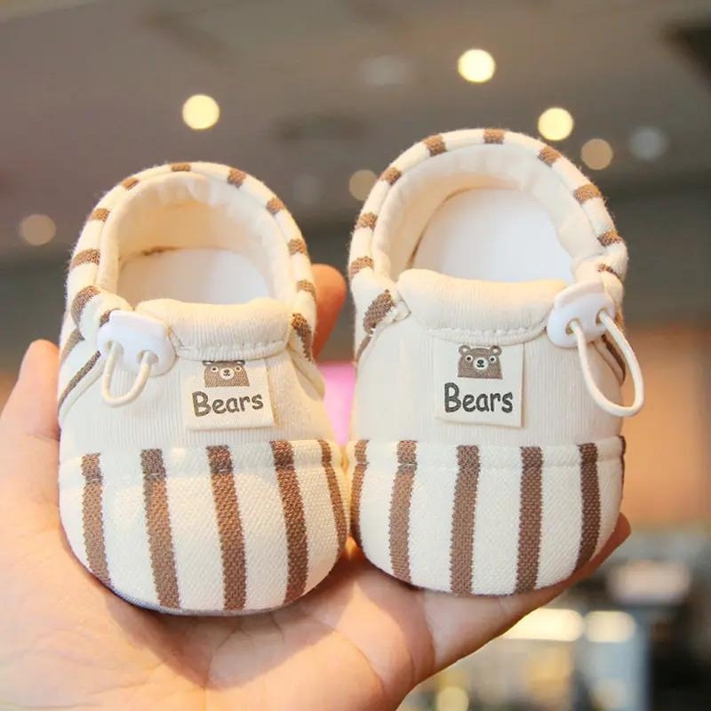 Pantofi pentru copii mici - drăguți, partea superioară din bumbac cu dungi, închidere elastică, talpă antiderapantă, glezna joasă, pentru 0–36 luni (Primăvară și Toamnă)