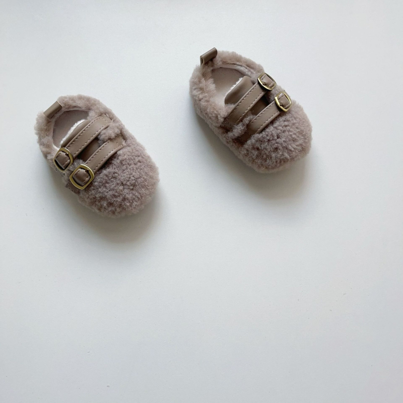 Adidași pentru copii mici cu partea superioară din lână artificială de miel, închidere Velcro, căptușeală din fleece, talpă antiderapantă, pentru 12–36 de luni