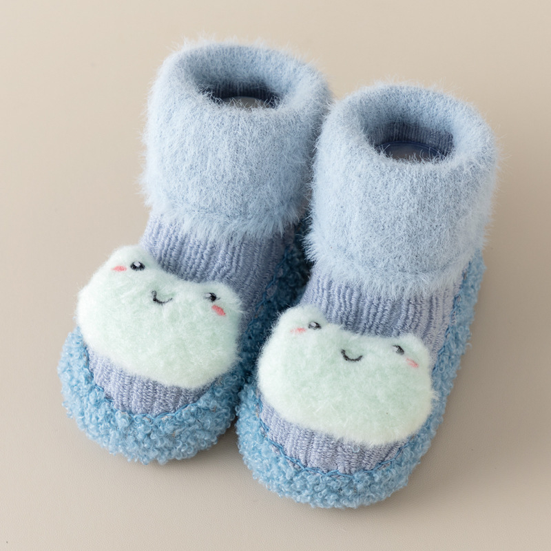 Baba-kisgyermek cipő és zokni készlet, őszi–téli, vastag meleg, csúszásmentes puha talp, pamut felsőrész, 12–36 hónapos