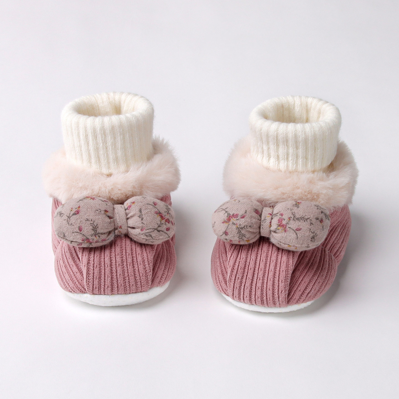 Baba Pamut Téli Beltéri Cipő Velúr Bélés (Uniszex, Vastagított, Csúszásmentes, PVC Talp)