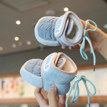 Kisgyermek tornacipő - Pamut felsőrész, Magas szár Velcro-zárás, Csúszásmentes és kopásálló talp, 12-36 hónapos korosztálynak, téli kényelem