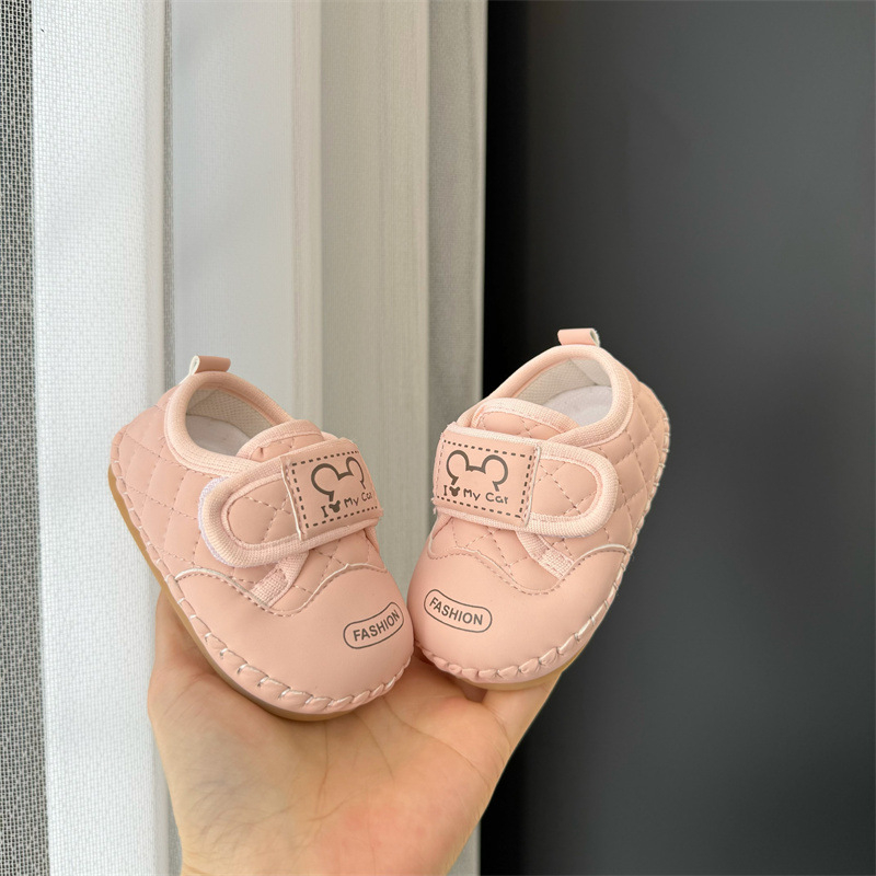 Baba és totyogó cipők csúszásmentes puha talppal, felsőrész műbőr, tépőzáras zárás, 12-48 hónap korosztály, tavasz-ősz, lélegző mindennapi cipők