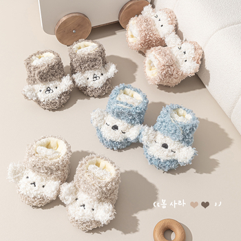 Zimske cipele za bebe s toplom podlogom, anti-slip potplatom, Velcro zatvaračem, mekanim potplatom, crtani uzorak