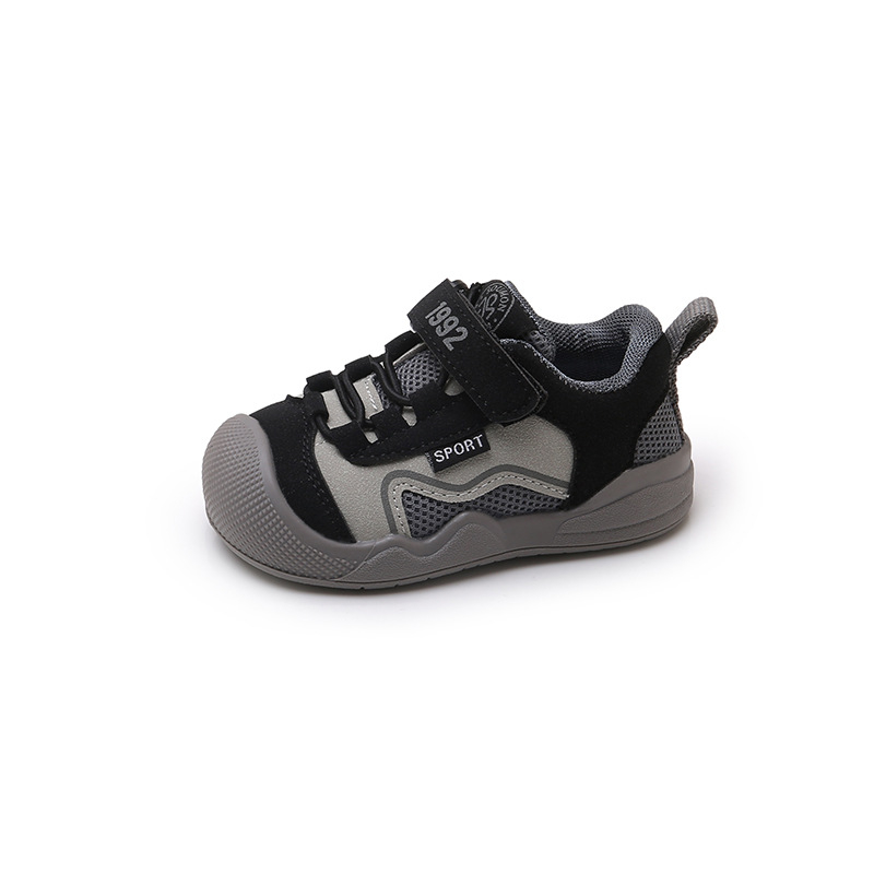 Dječje tenisice - prozračne, s Velcro zatvaračem, niski kroj, prugasti uzorak, 12-36 mjeseci