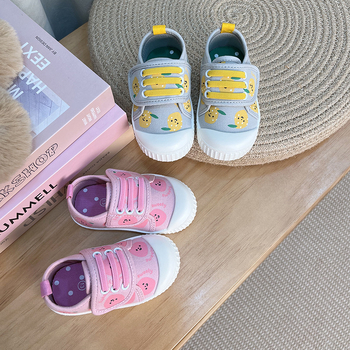 Detské plátené tenisky - priedušné, protišmykové, odolné voči opotrebeniu, so suchým zipsom, nízky strih (unisex, 12–48 mesiacov)