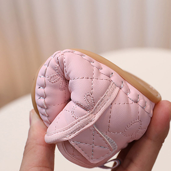 Pantofi pentru copii mici cu căptușeală din fleece, talpă moale și închidere Velcro (Unisex; Partea superioară: piele sintetică; Vârsta: 12–36 luni; Iarnă/Toamnă; Model cartoon)