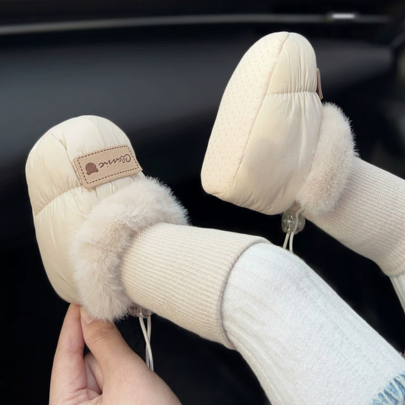 Téli baba járócipők, felső rész pamutból, csúszásmentes és meleg, vastított kivitel, 6–12 hónaposak
