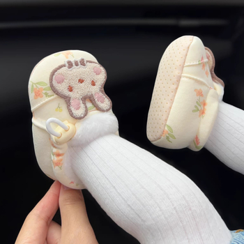 Baba első lépés cipő pamut felsőrész és pamut talp, virágos minta, elasztikus pánttal záródó