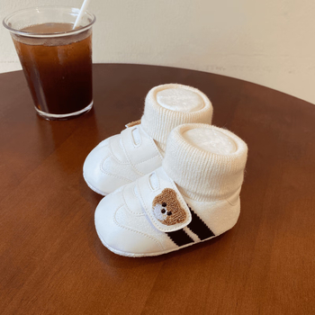 Baba cipő gumírozott talppal, 6-12 hónaposaknak, téli, csúszásmentes