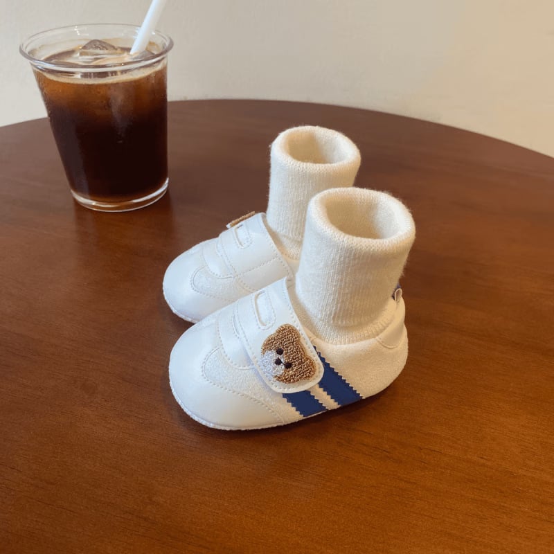 Baba cipő gumírozott talppal, 6-12 hónaposaknak, téli, csúszásmentes