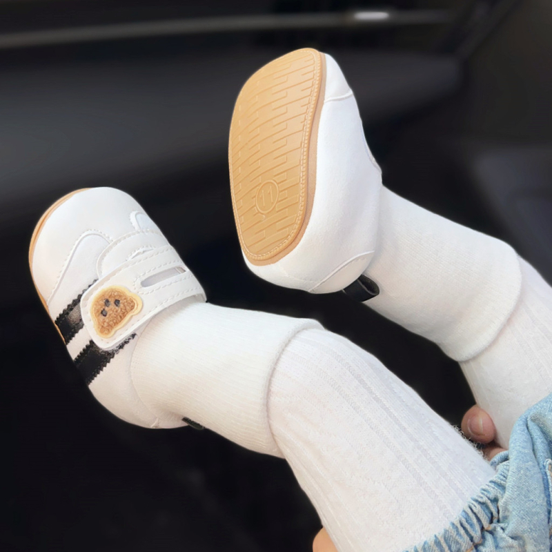 Baba cipő gumírozott talppal, 6-12 hónaposaknak, téli, csúszásmentes