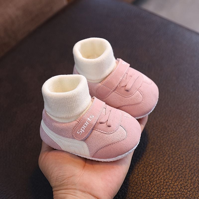 Pantofi pentru copii mici cu partea superioară din bumbac, înălțime peste gleznă, pentru 12–36 luni, mențin încălzirea (Partea superioară din bumbac; Înălțime peste gleznă; 12–36 luni; Mențin încălzirea)