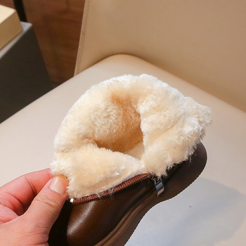 Gyerekeknek szóló téli Martin csizma – felsőrész: műbőr; talp: természetes kaucsuk; oldalsó cipzár; alacsony szár; talpbetét: műszőr