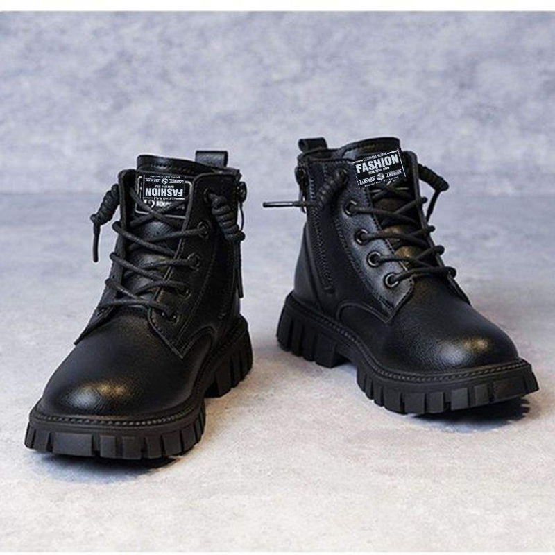 Ghetuțe de iarnă pentru copii 1–3 ani, partea superioară din split leather, talpă din cauciuc sintetic, stil minimalist, lansare în primăvara 2024