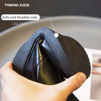 Μποτάκια Μάρτιν για κορίτσια, βρετανικού στυλ, με φλις επένδυση (Εξωτερικό υλικό: συνθετικό δέρμα; Επένδυση: φλίς; Ηλικία: 4–6 και 7–12 ετών; Κατηγορία: Μοντέρνα μποτάκια)