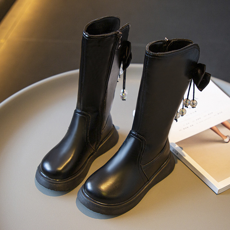 Μποτάκια Μάρτιν για κορίτσια, βρετανικού στυλ, με φλις επένδυση (Εξωτερικό υλικό: συνθετικό δέρμα; Επένδυση: φλίς; Ηλικία: 4–6 και 7–12 ετών; Κατηγορία: Μοντέρνα μποτάκια)