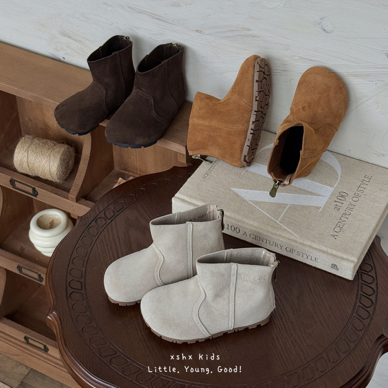 Dječje unisex Vintage čizme sa bočnim zatvaračem, velur na gornjem dijelu, gumeni đon