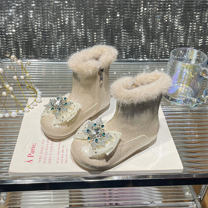 Dievčenské módne čižmy s krištálmi, štýl princezny, vrchná časť z mikrovlákna, gumová podrážka, bočný zips, nízky svršok