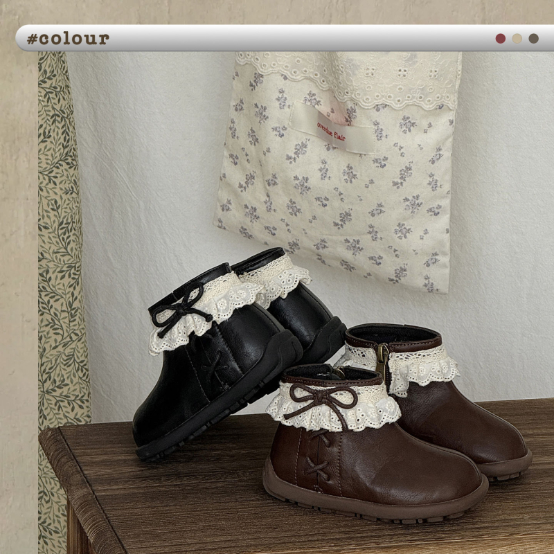 Dječje čizme s bočnim zatvaračem, gornji dio od mikrovlaknenog materijala, gumena potplat, jednobojni dizajn, retro stil