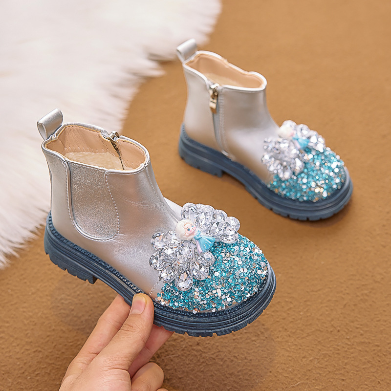 Detské čižmy pre dievčatá - Motív kreslená princezná, flísová výstelka, vrchná časť z umelej kože, bočný zips, PVC podrážka