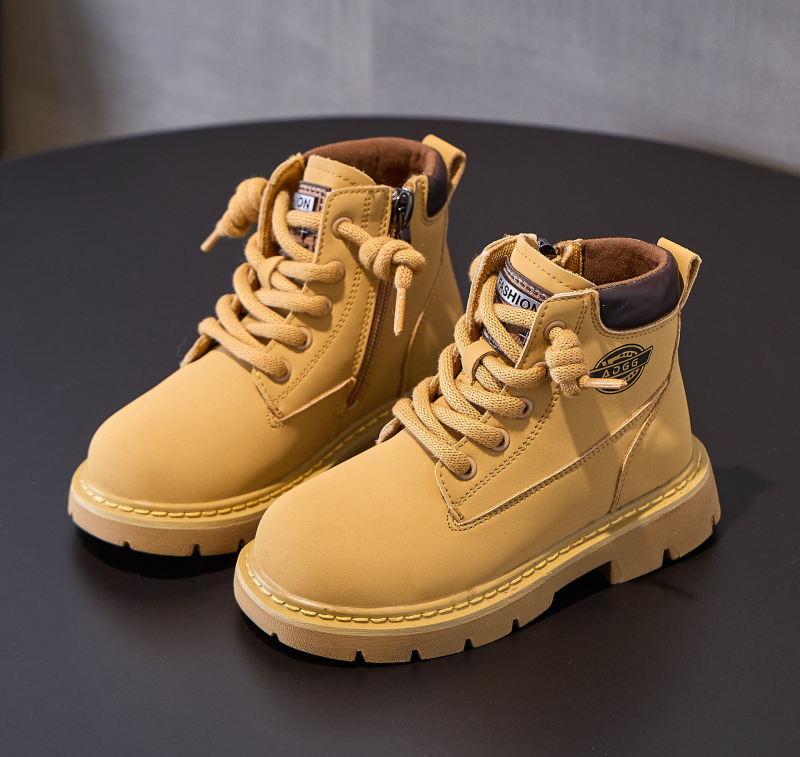 Gyerek Martin csizma valódi bőrből, gumi talppal, oldalsó cipzár, középmagas szár, uniszex, őszi-téli viselet