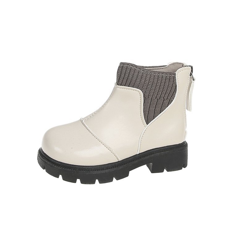 Dječji mokasin od patent kože sa stražnjim zatvaračem, niskim krojem, gumom (uzrast 4–6 godina)