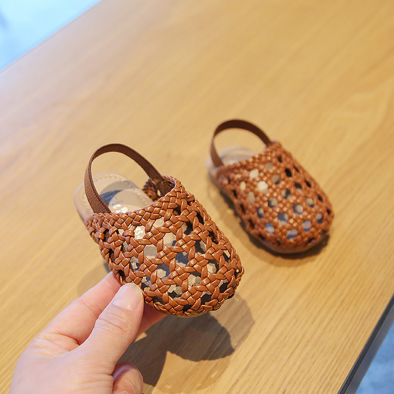 Ljetne dječje sandale s pletenim gornjim dijelom – zatvoren vrh prstiju, mekana fleksibilna potplat, protuklizno, Velcro zatvaranje