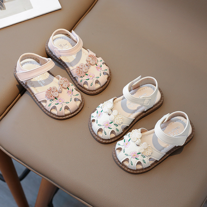 Lányok hercegnő szandálja - műbőr felsőrész, PU talp, Velcro-zárás, korosztály 1–12 év, Nyár 2024