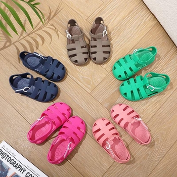 Uniszex gyerekeknek szandál Velcro-zárással, áttört dizájn, PVC felsőrész és talp, vízálló és csúszásmentes