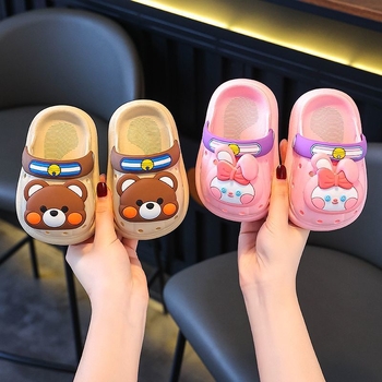 Kisgyerekek Crocs-stílus belső papucs, csúszásmentes puha talp, műanyag felsőrész, bélés nélkül, uniszex, 1–6 év közötti gyermekeknek