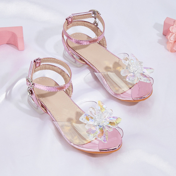 Meitenēm paredzētas sandales ar mikrošķiedras augšdaļu, Velcro aizdare, PU iekšējā odai un zolītei, gumijas zole